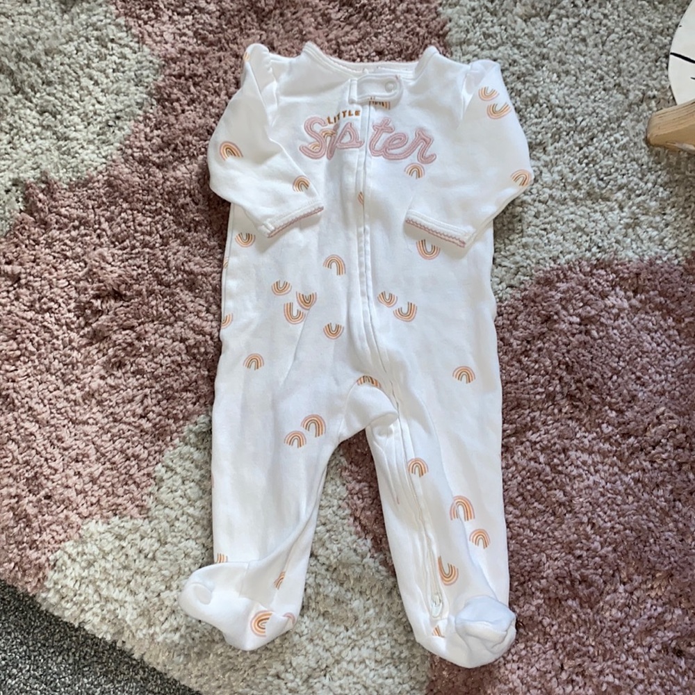 Carters sleep and play size 6m